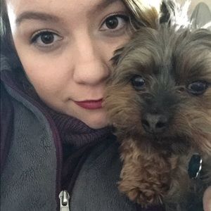 Meet your Posher, Hannah